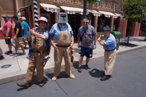 Hanging out with Walt Disney World Street Performers