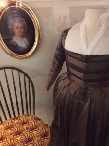 RM-Hall-of-Presidents-Dress