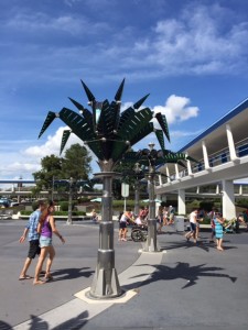 RM-Palm-Tree-Tomorrowland