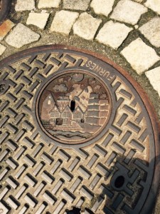 Bergen-manhole-cover