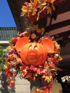 RM-Fall-Mickey-Pumpkin