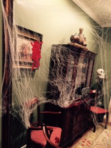 RM-Halloween-Decorations-Dining-Room