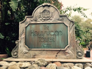 RM-Hollywood-Tower-Hotel-Sign