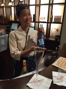 Mitsukoshi-Sake-Bar-Cast-Member