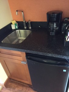 Polynesian-Villa-Kitchenette