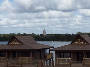 Polynesian-Villa-Moorea-Lake-View