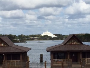 Polynesian-Villa-Moorea-Lake-View2