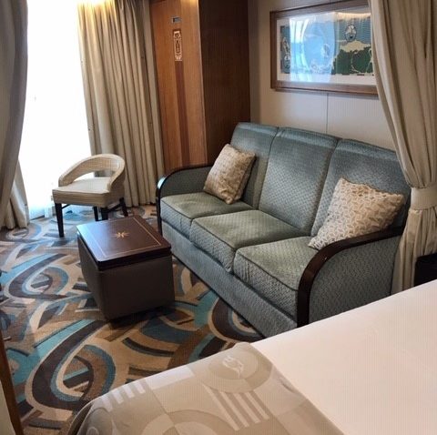 http://livingadisneylife.com/wp-content/uploads/2018/10/Disney-Wonder-Concierge-Stateroom-480x478.jpg